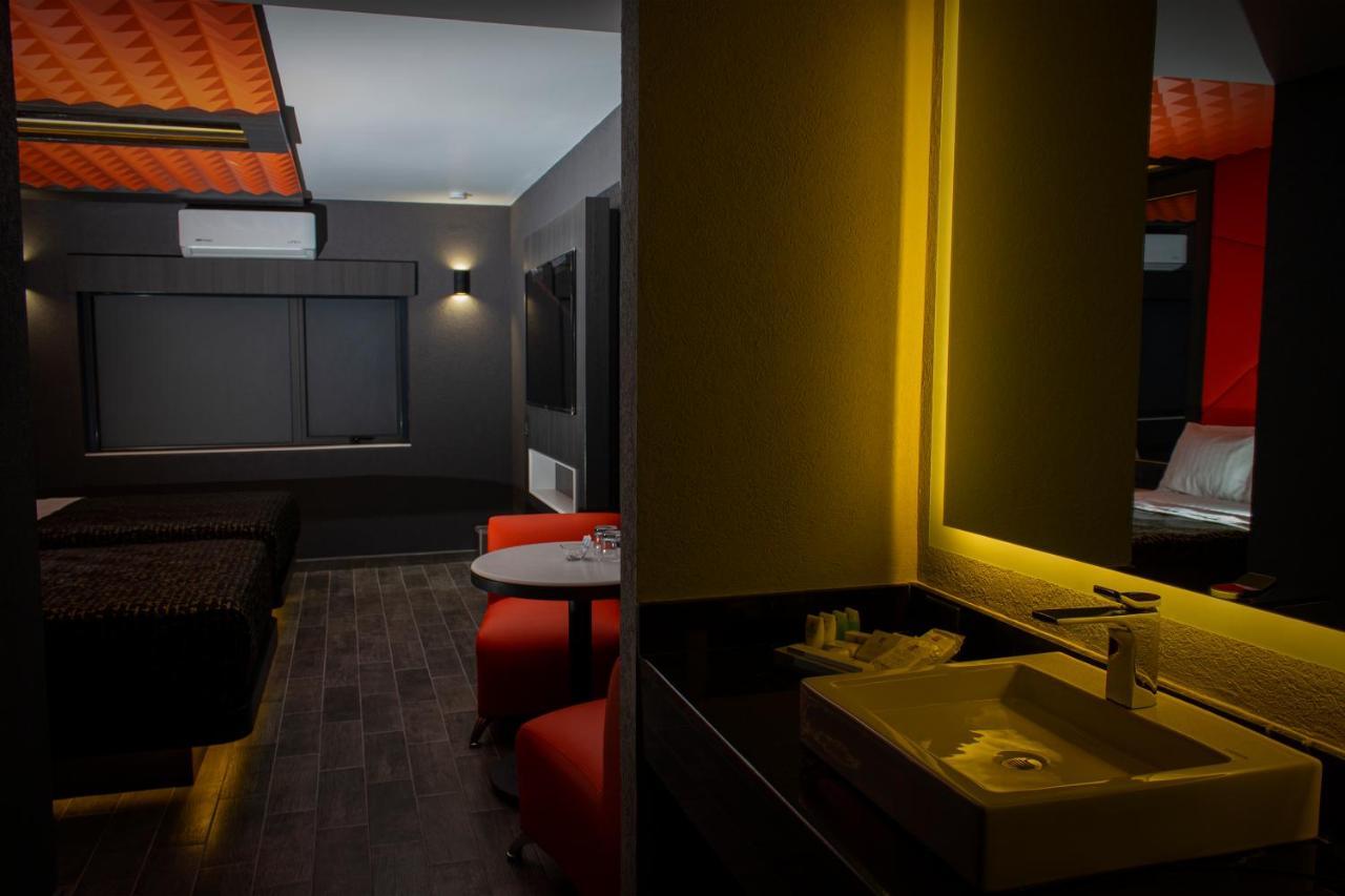 Hotel Passion Secrets Villas And Suites トルーカ エクステリア 写真